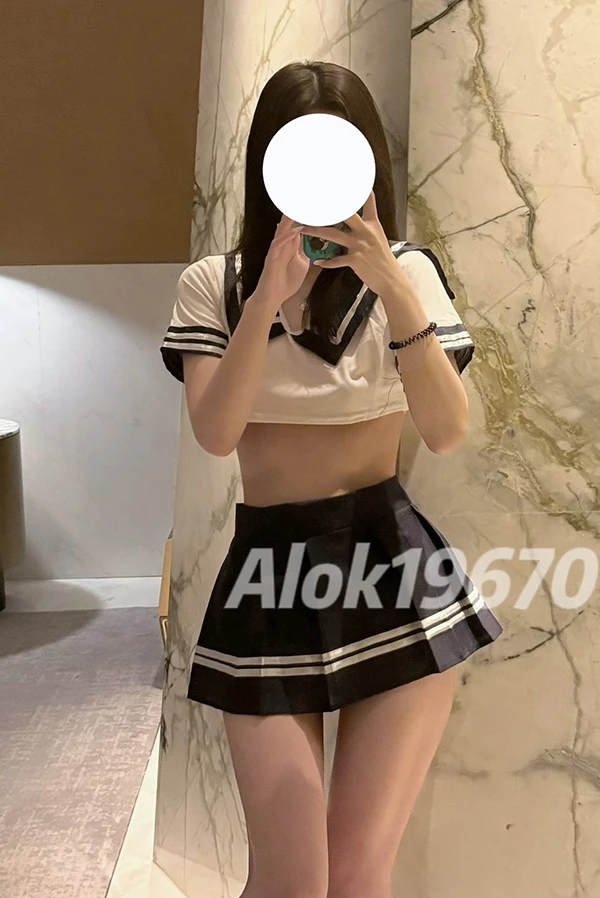 白虎福利姬@爱吃蛋挞(奶兔)尺度私拍视图合集