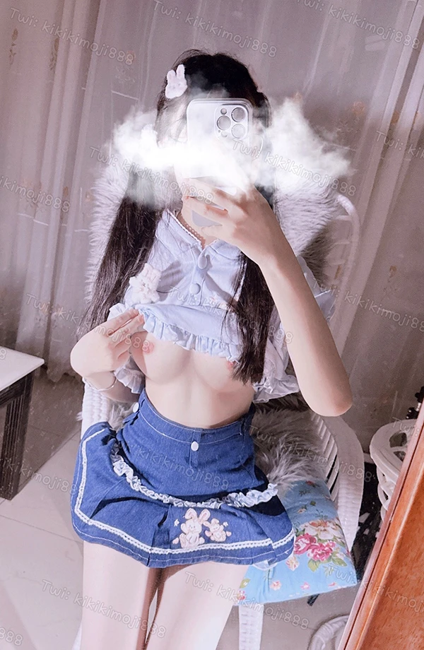 小可爱福利姬@kikikimoji888 尺度视图合集2